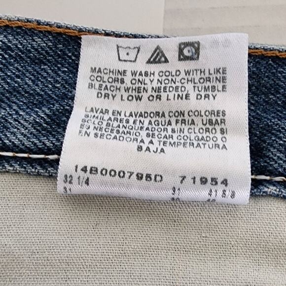 NWT WranglerRustler 30 X 30 inch Men's Regular Fit Jean Straight Leg Medium Wash - Picture 10 of 11